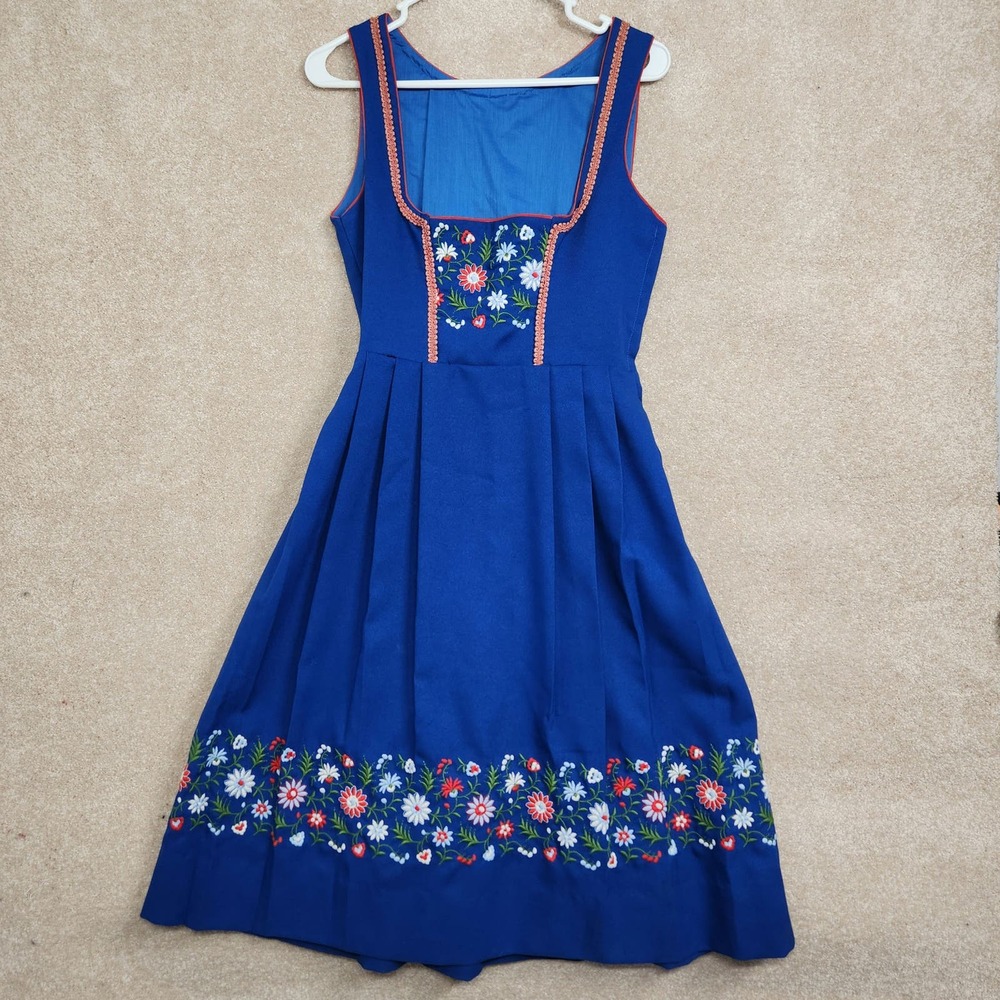 Vintage Dirndl Folk Dress German Oktoberfest Trachten Floral Embroidered…